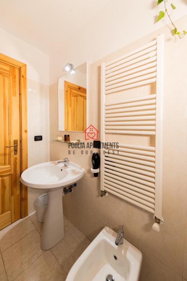 Casa Flamingo Per 4 Persone Nel Centro Di Bari Apartment Exterior photo
